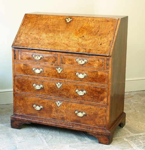 Rare 18th Century Pollard Oak Bureau