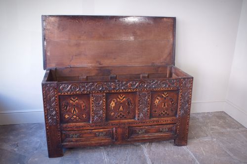 17TH CENTURY OAK INLAID MARQUETRY COFFER MULE CHEST - ADDITIONAL PHOTO 5