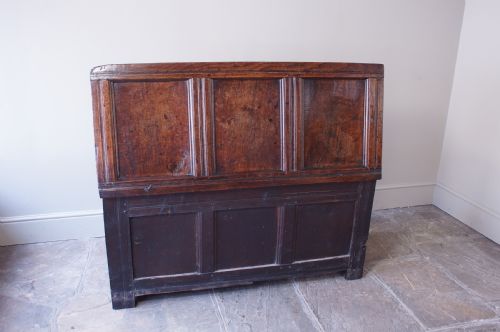 17TH CENTURY WESTMORLAND COFFER - ADDITIONAL PHOTO 3