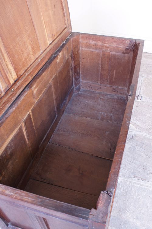17TH CENTURY WESTMORLAND COFFER - ADDITIONAL PHOTO 5