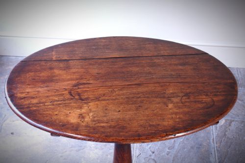 RARE 18TH CENTURY ELM COUNTRY TRIPOD TABLE - ADDITIONAL PHOTO 4