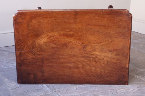 18TH CENTURY ELM LOWBOY SIDE TABLE - ADDITIONAL PHOTO 3