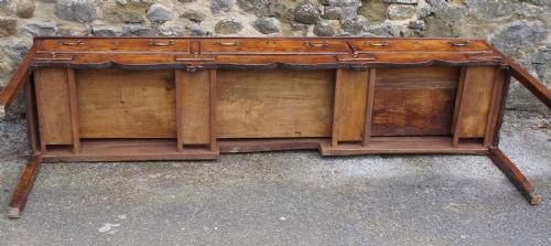 AN EXCEPTIONAL ELM 18TH CENTURY DRESSER - ADDITIONAL PHOTO 18