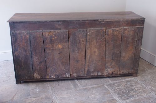 GEORGIAN OAK DRESSER BASE - ADDITIONAL PHOTO 4