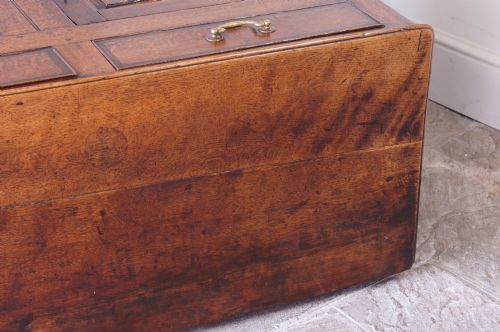 GEORGIAN OAK DRESSER BASE - ADDITIONAL PHOTO 6