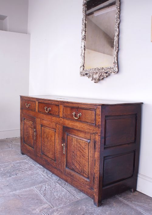 GEORGIAN OAK DRESSER BASE - ADDITIONAL PHOTO 11
