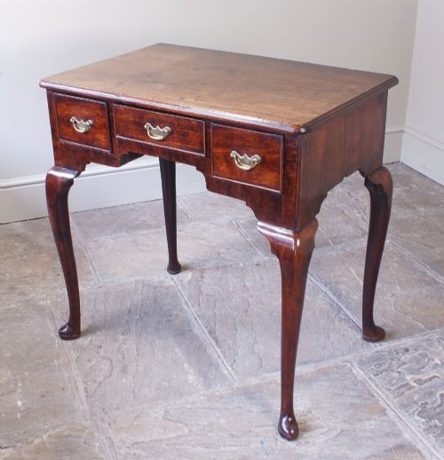 MID 18TH CENTURY ENGLISH GEORGE II MAHOGANY LOWBOY - ADDITIONAL PHOTO 2