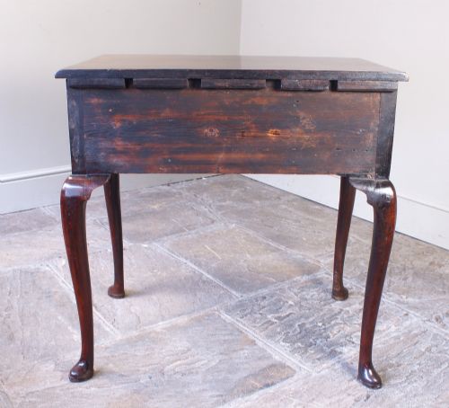 MID 18TH CENTURY ENGLISH GEORGE II MAHOGANY LOWBOY - ADDITIONAL PHOTO 5