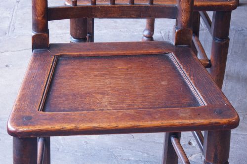 SET OF 6 SPINDLEBACK CHAIRS - ADDITIONAL PHOTO 1
