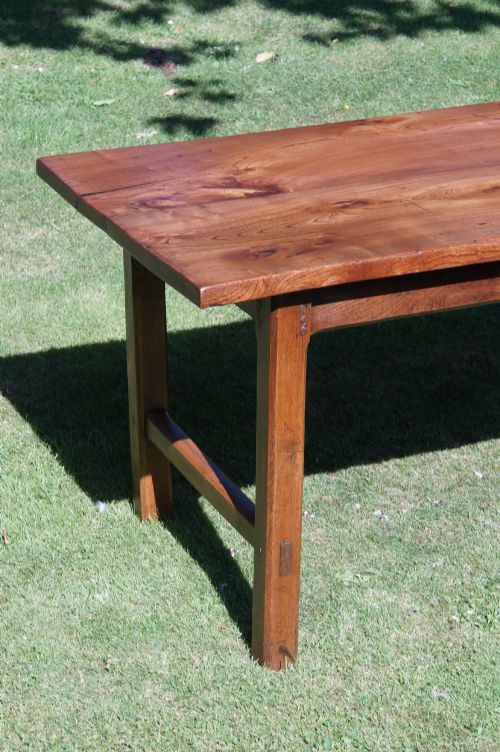 19TH CENTURY ELM FARMHOUSE TABLE - ADDITIONAL PHOTO 3