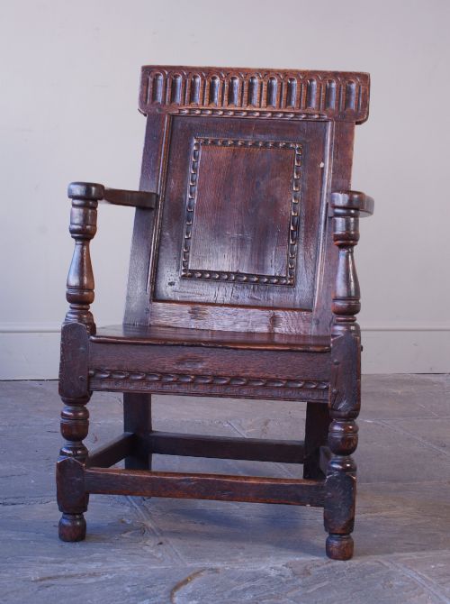 An Early 17th-century Oak Child's Chair