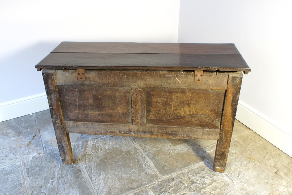 A 17th century oak coffer View V