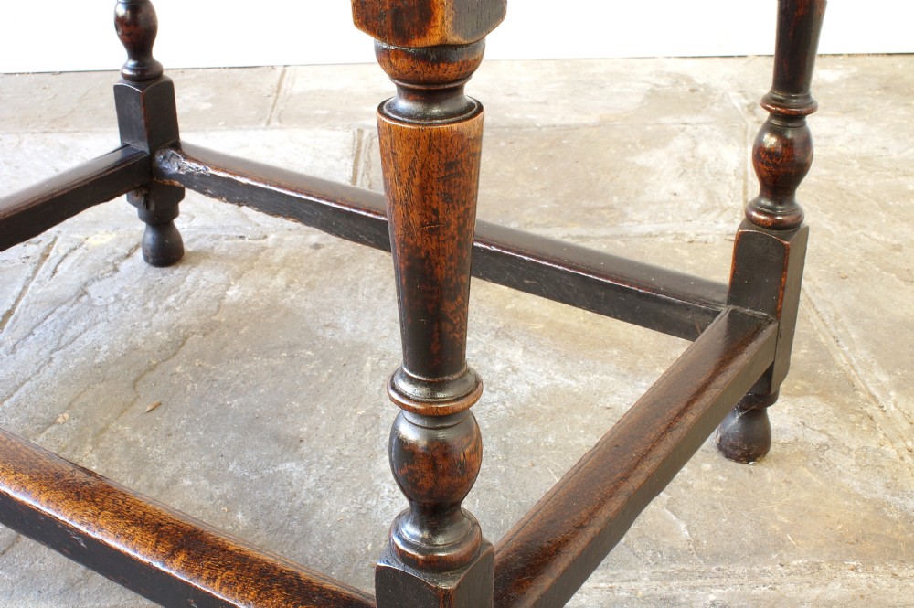 18th century oak side table View IV