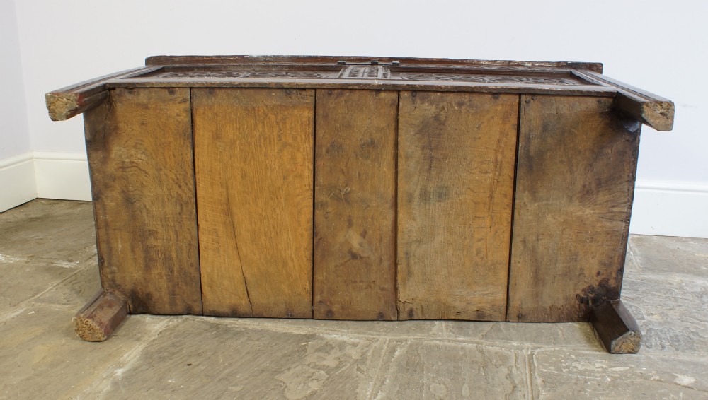 Early 17th century carved oak coffer View VIII