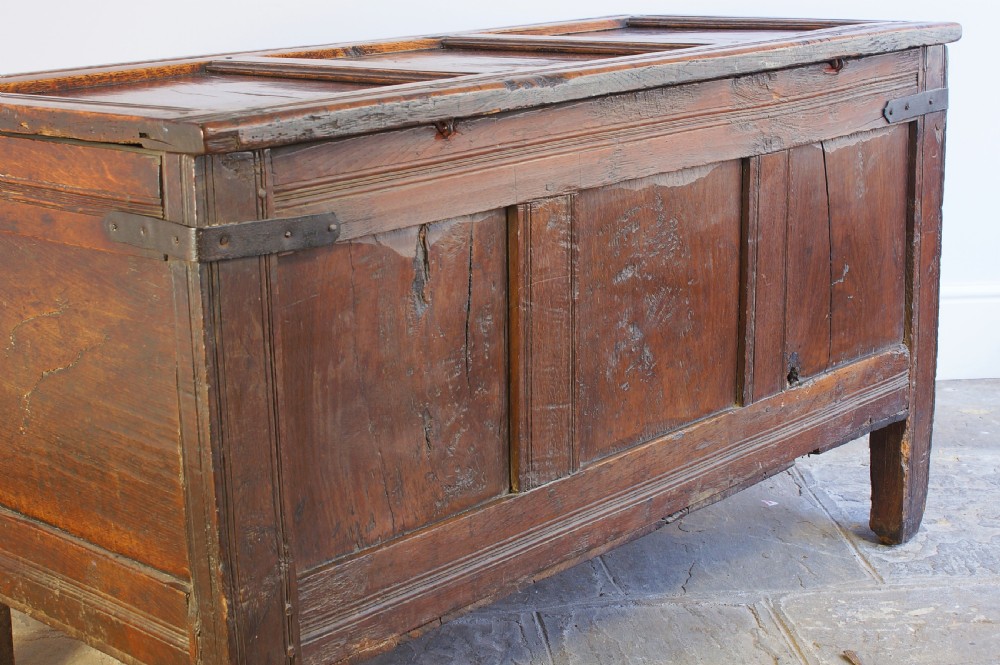 17th Century Oak Westmorland Coffer View VII