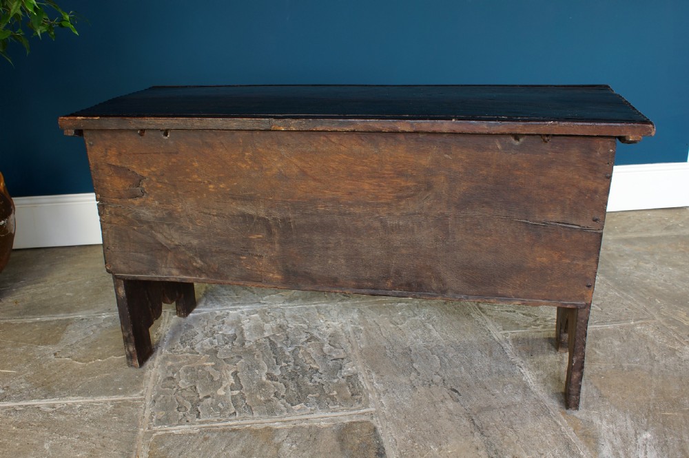 17th Century oak planked coffer. View V
