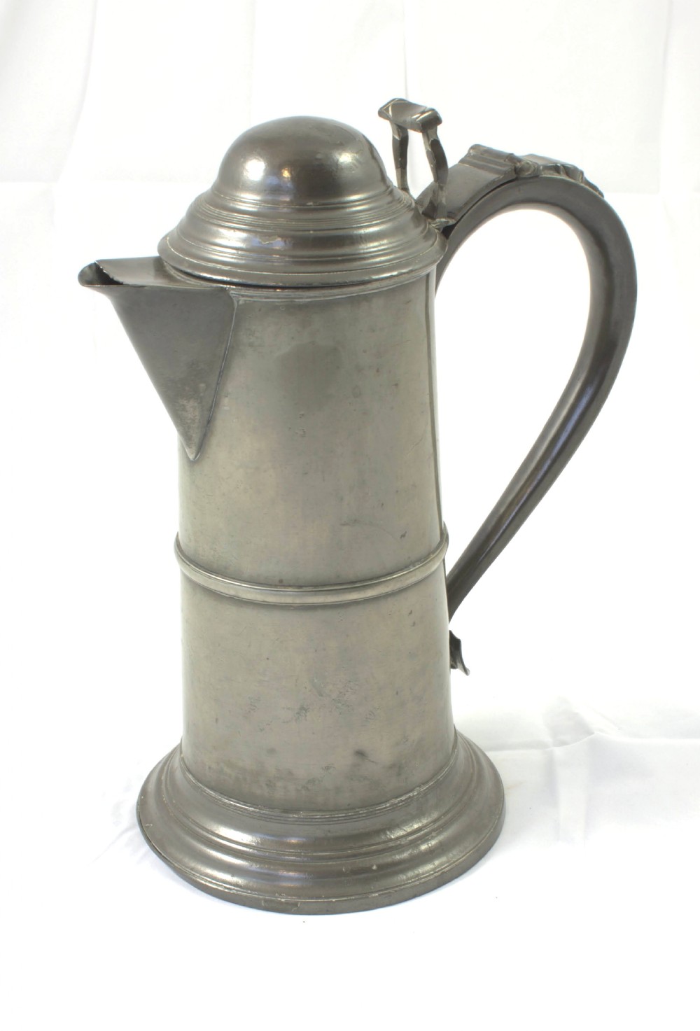 An Early 18th Century Pewter Flagon View II