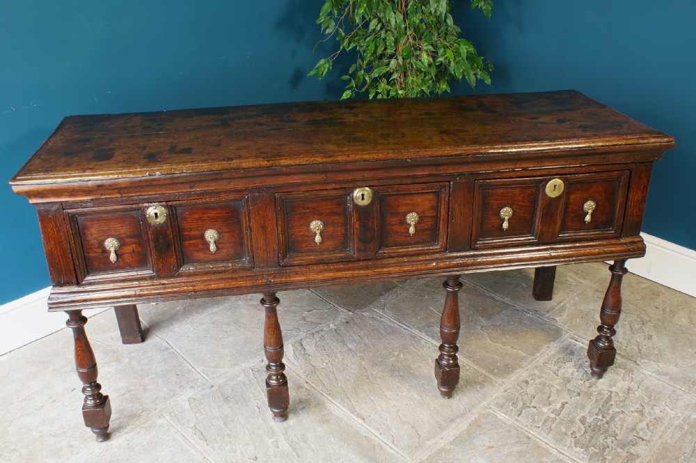 17th century turned leg dresser base