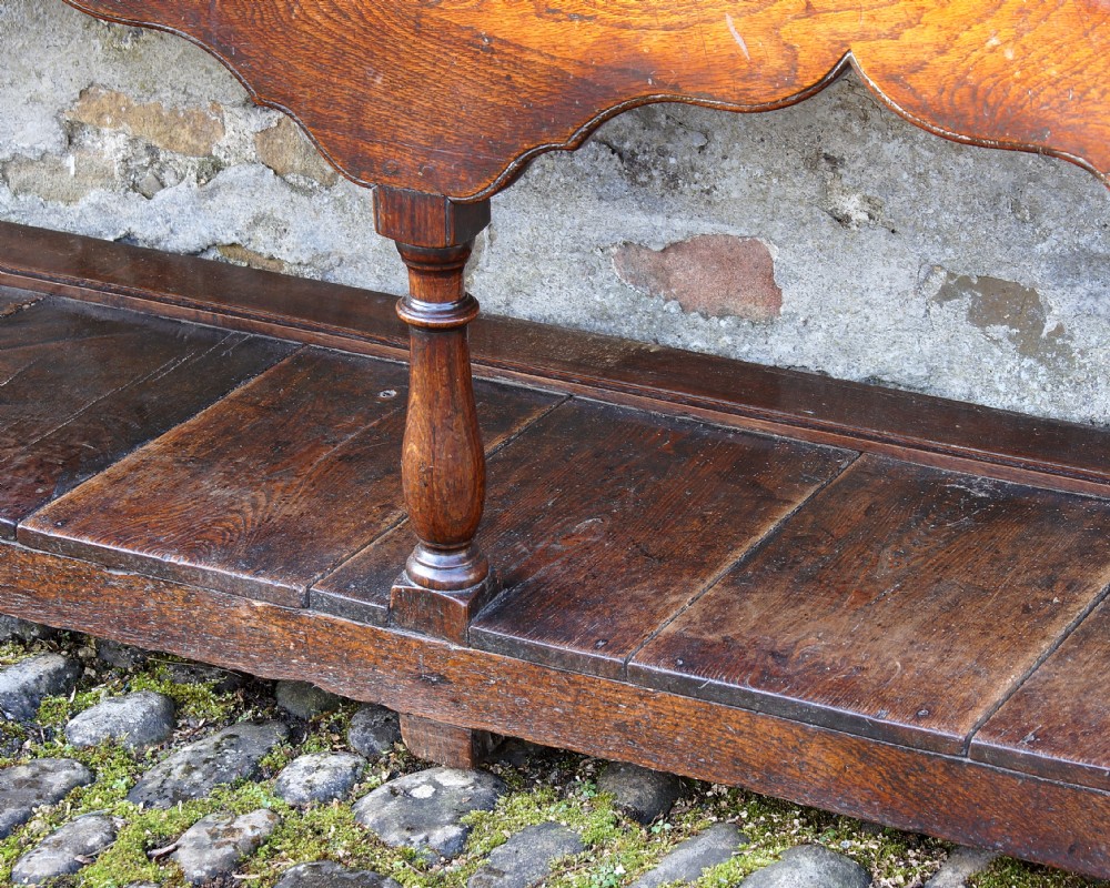 18th Century Montgomeryshire Oak Dresser and Rack View VIII