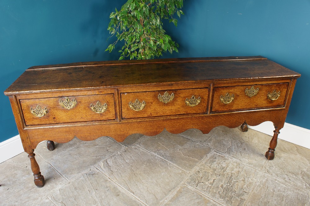 18th Century Oak Turned Leg Dresser Base View V
