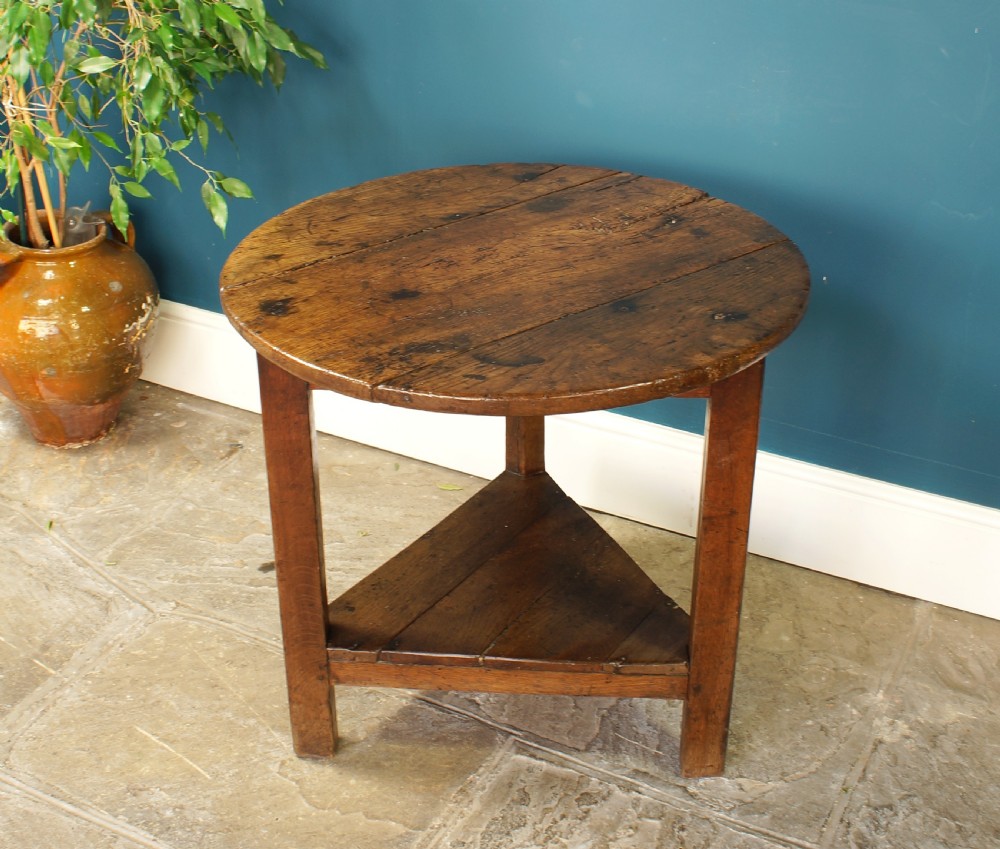 Welsh Oak Cricket Table. View III