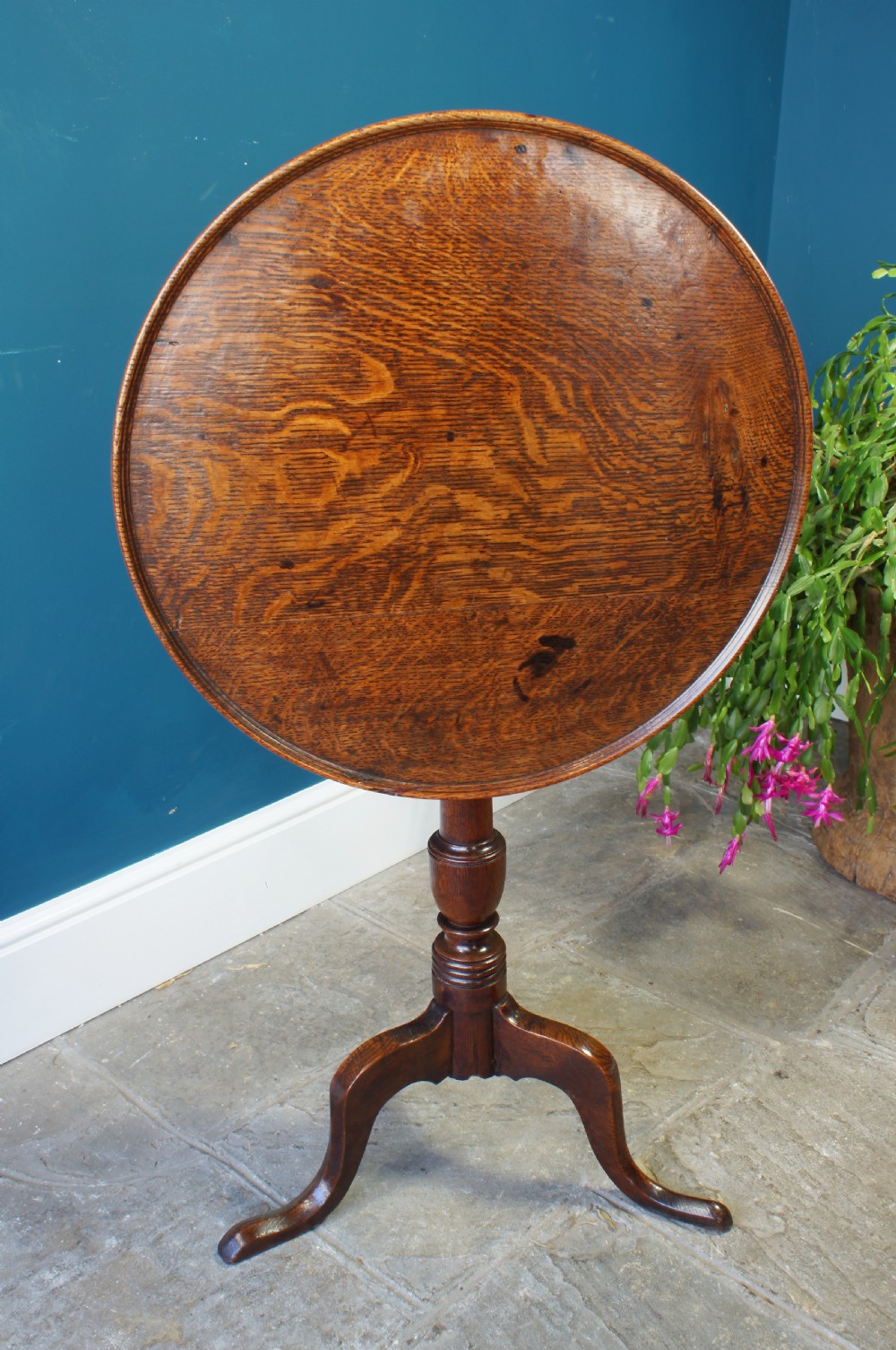 Handsome Oak Tilt-top Tripod Wine Table.