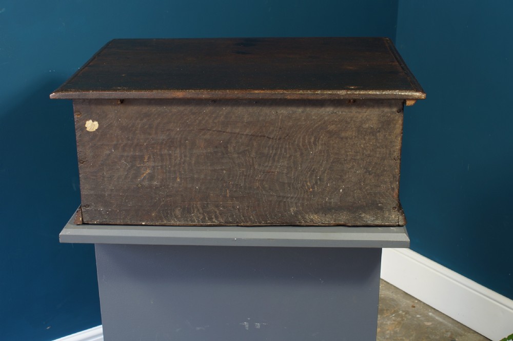 Early 17th century oak bible box. View IX