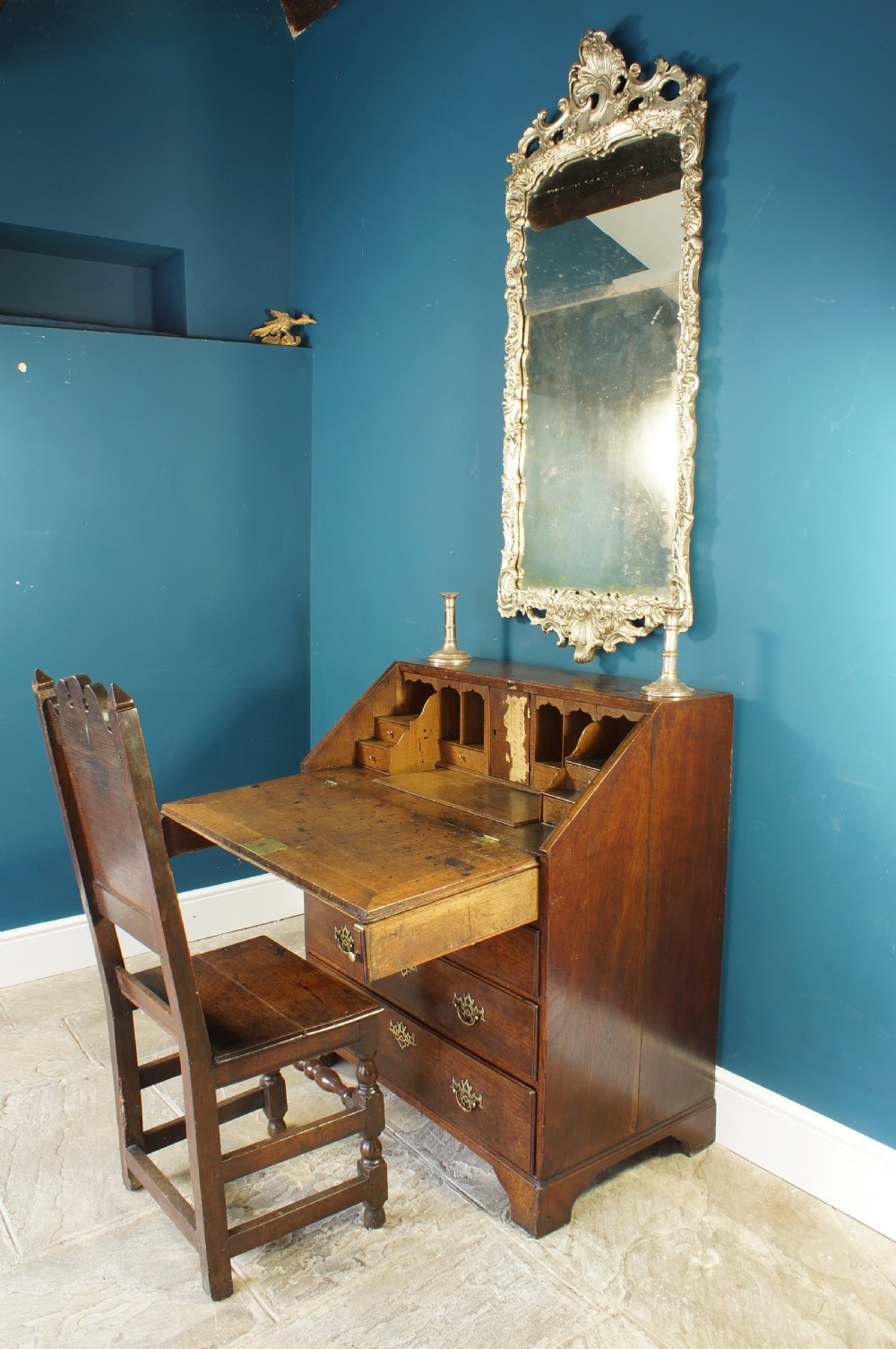 18th Century Oak Bureau. View VIII