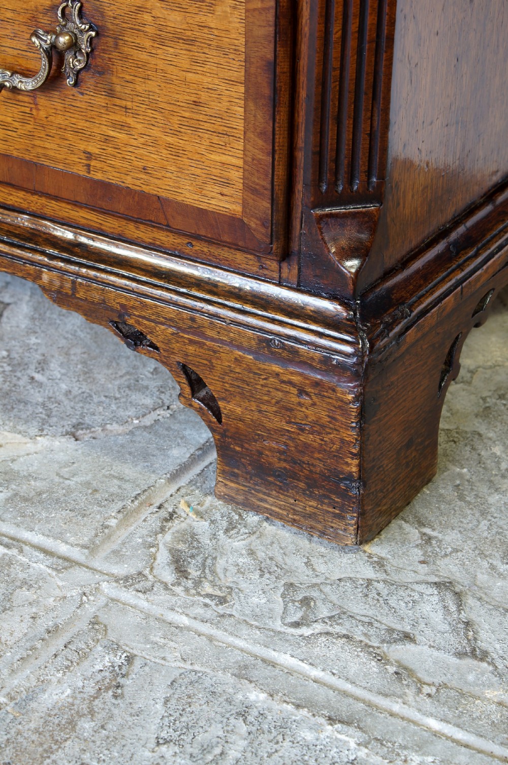 Small 18th Century Oak Chest of Drawers. View VI