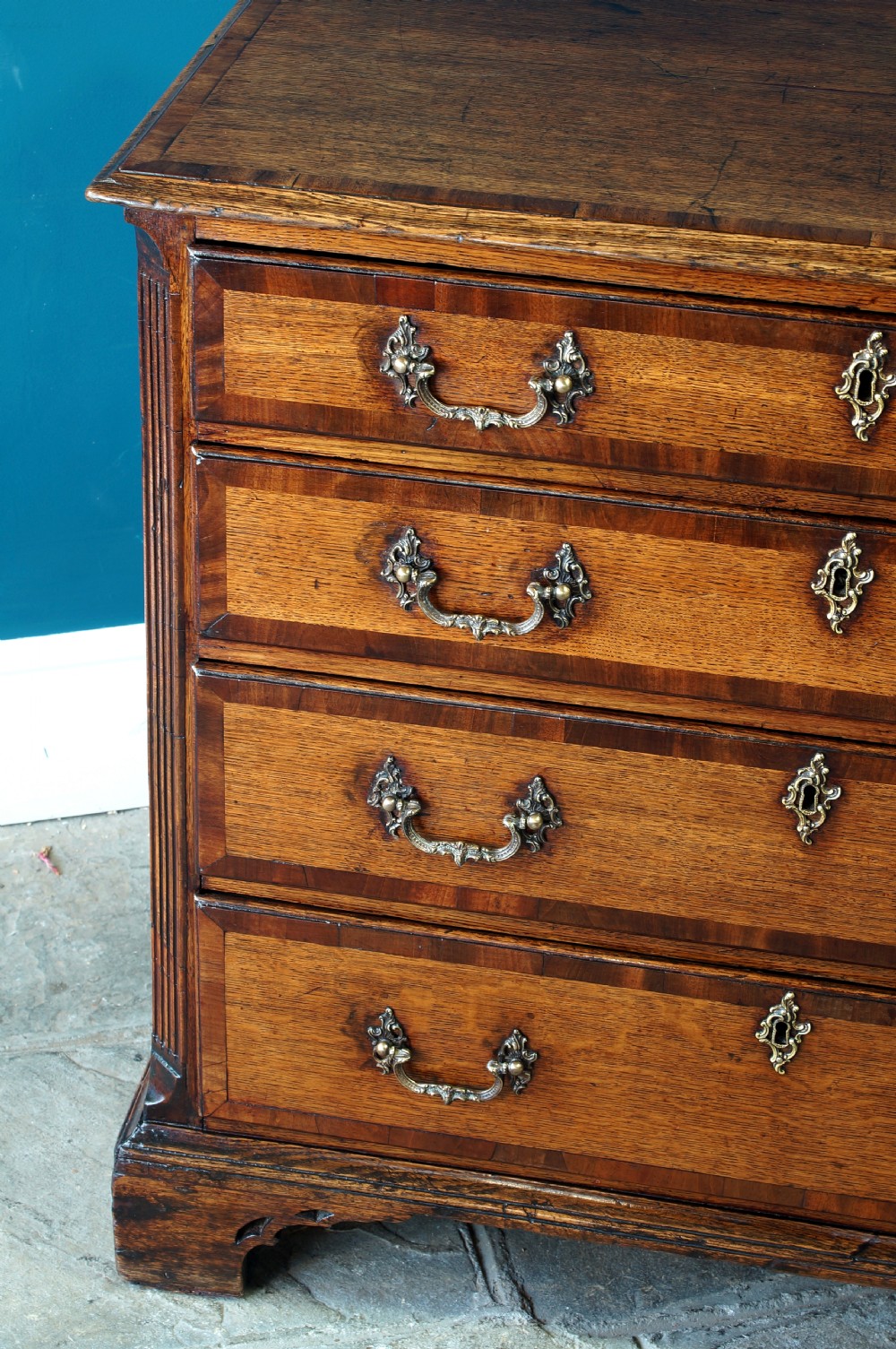 Small 18th Century Oak Chest of Drawers. View X