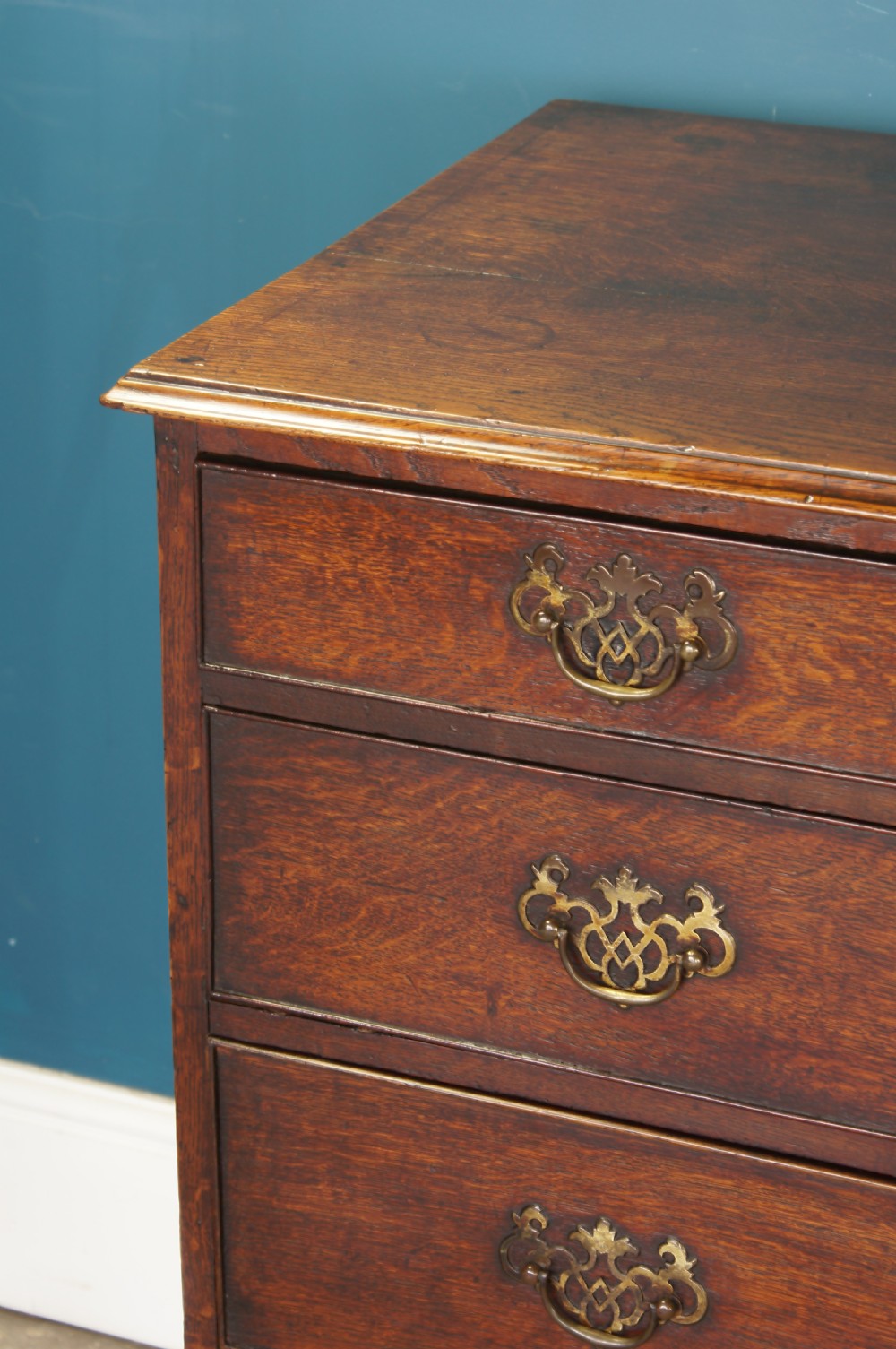 Small Oak Chest of Drawers View V