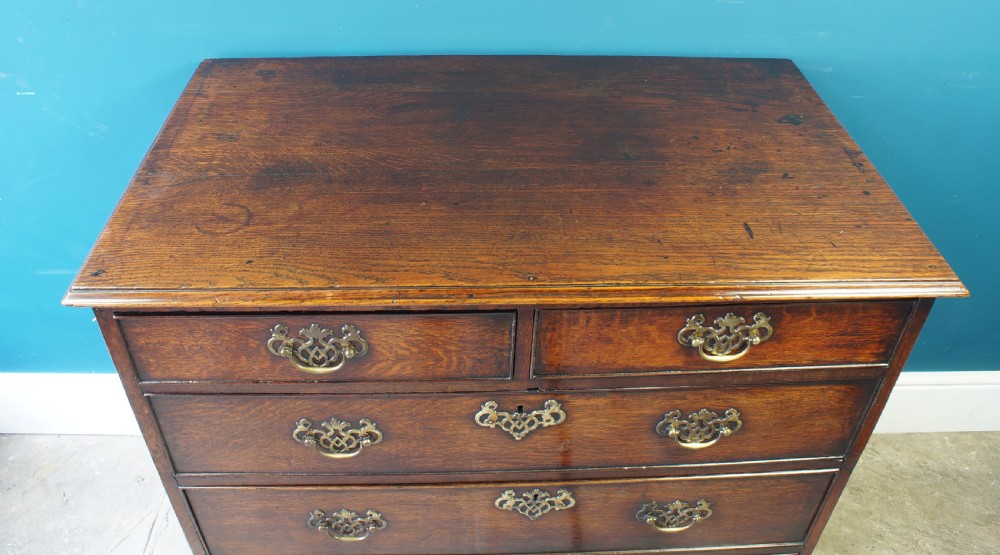 Small Oak Chest of Drawers View IX