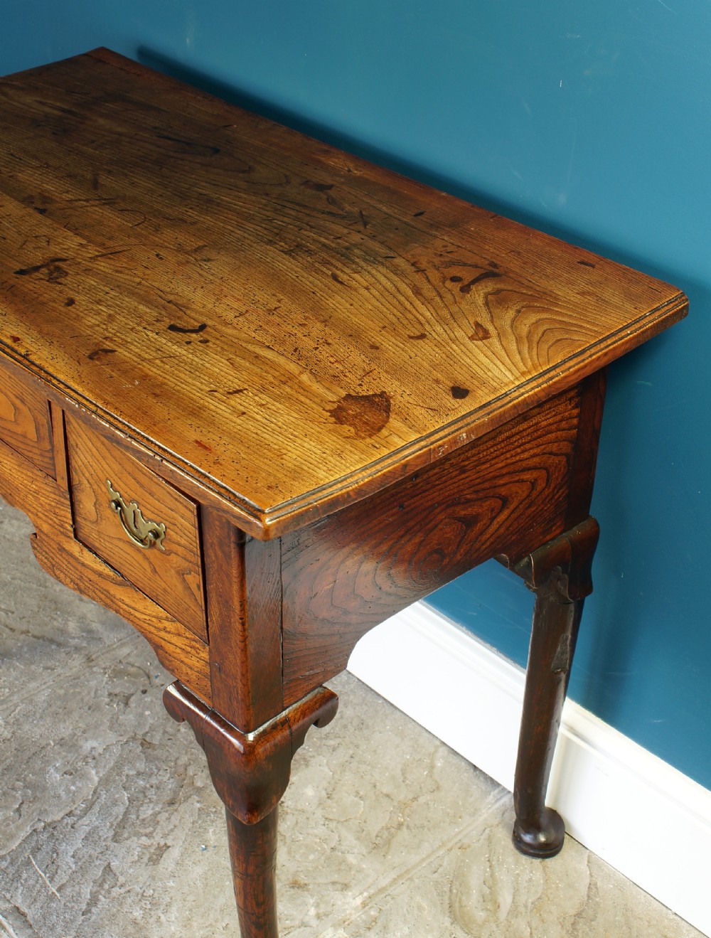 18th Century Elm and Oak Lowboy. View VI