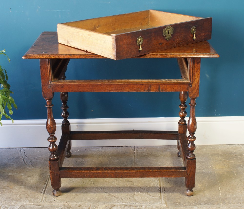 17th Century Oak side table. View VIII