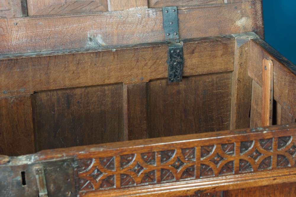17th Century Oak Coffer. View VIII