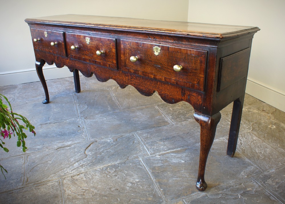 18th Century Oak  Cabriole legged Dresser. View XI
