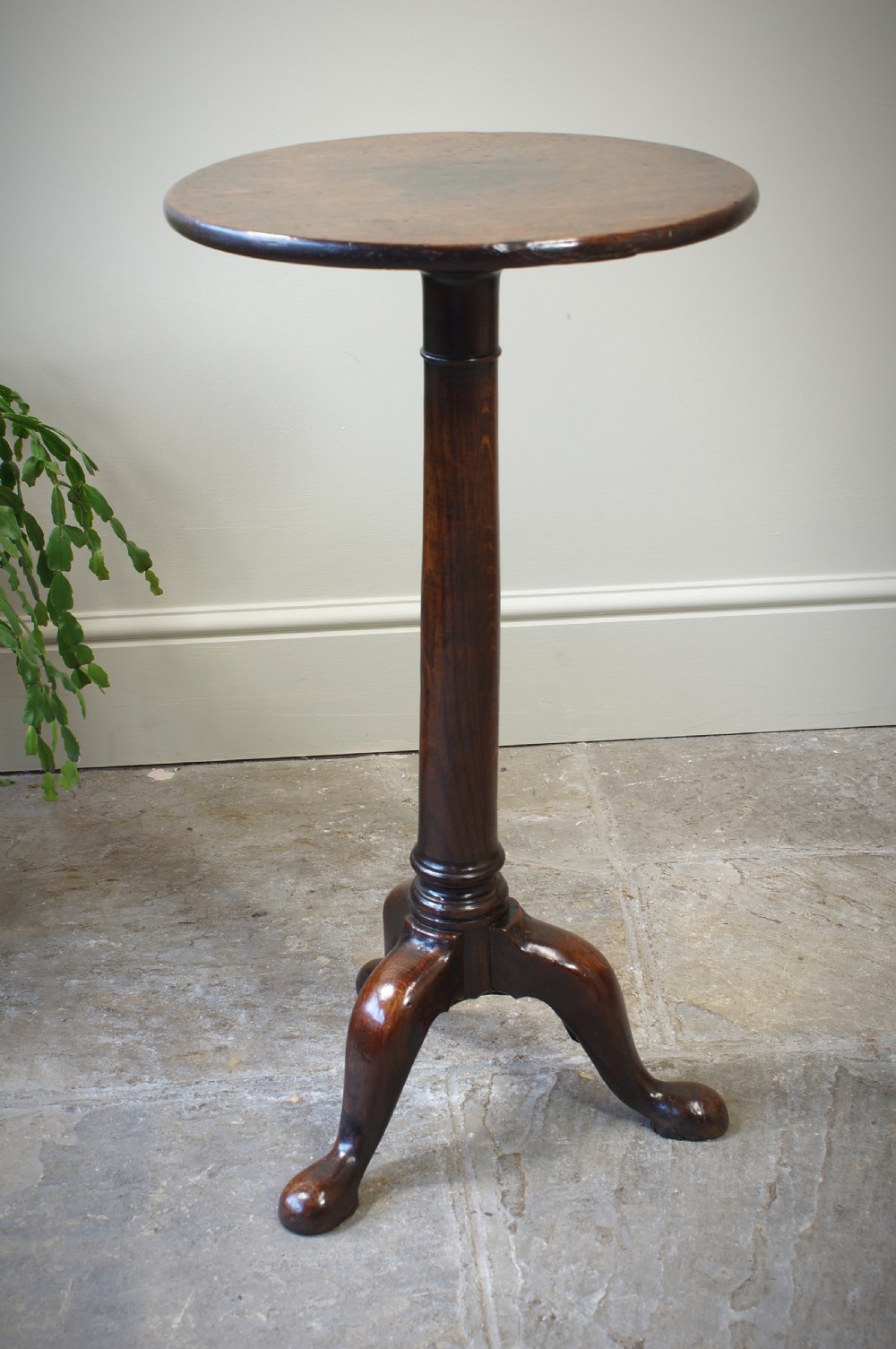 Small 18th Century Oak tripod table. View VII