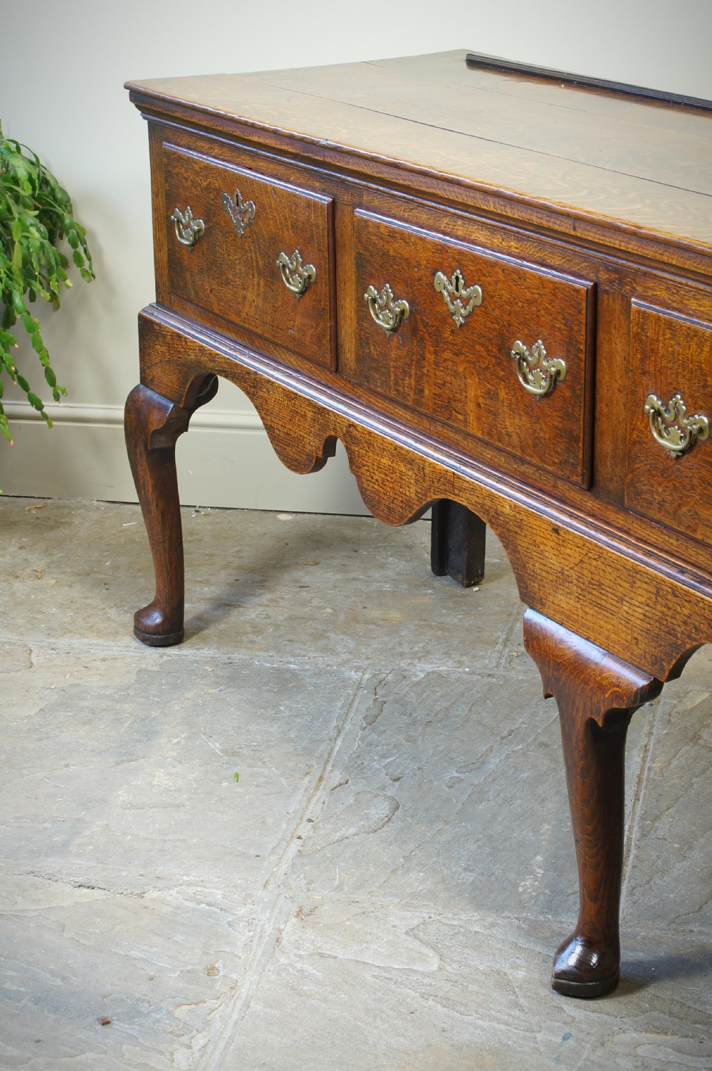 An 18th Century Oak Four Drawer Dresser Base. View XIV