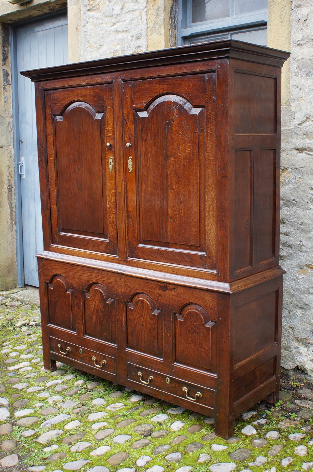 18th Century Welsh Oak Press Cupboard. View III