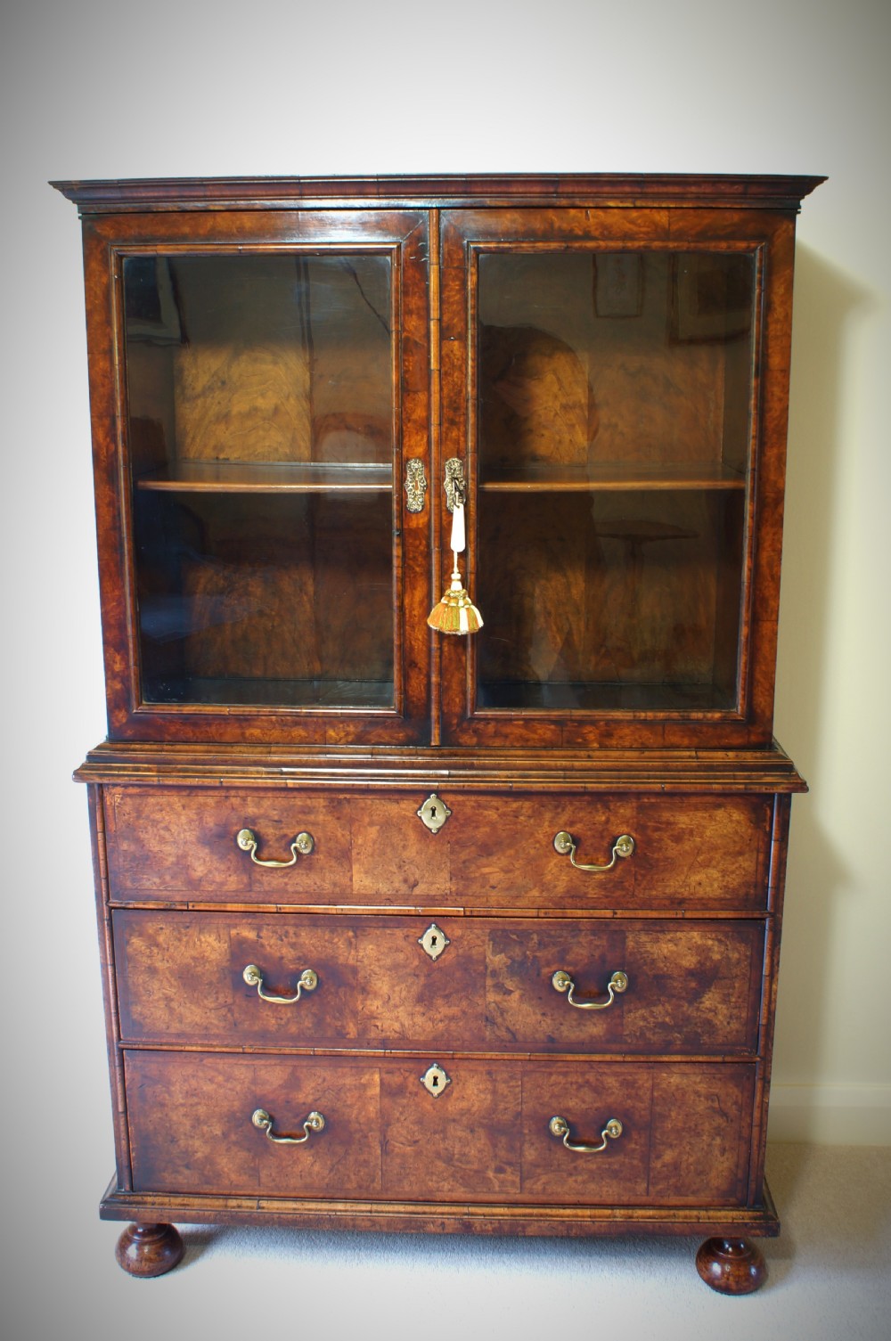 A Rare 17th Century William And Mary Burl Walnut Cabinet On Chest, Circa 1690 View II