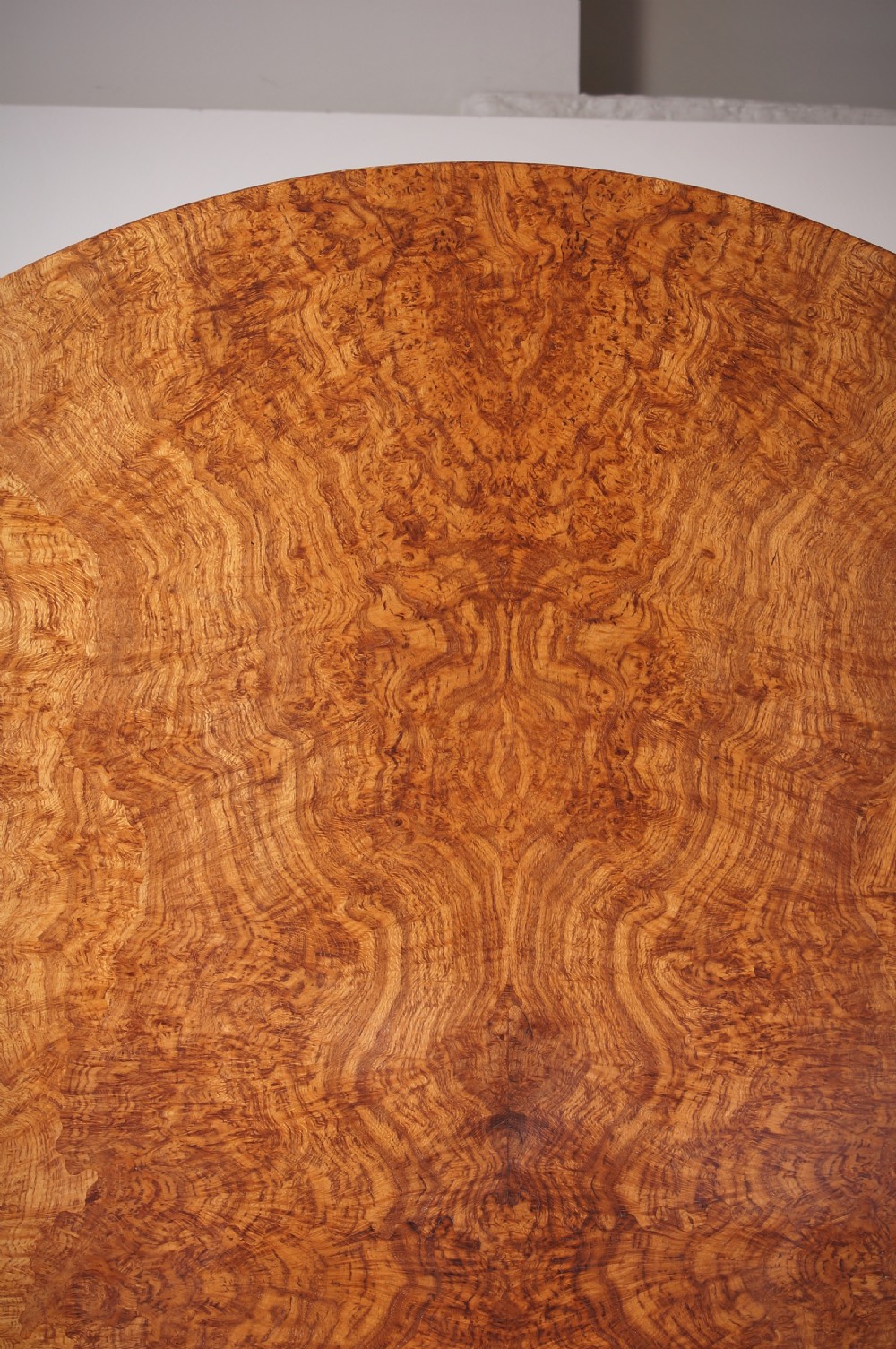 A Fine And Large Regency Period Pollard / Burr Oak Centre Table View XII