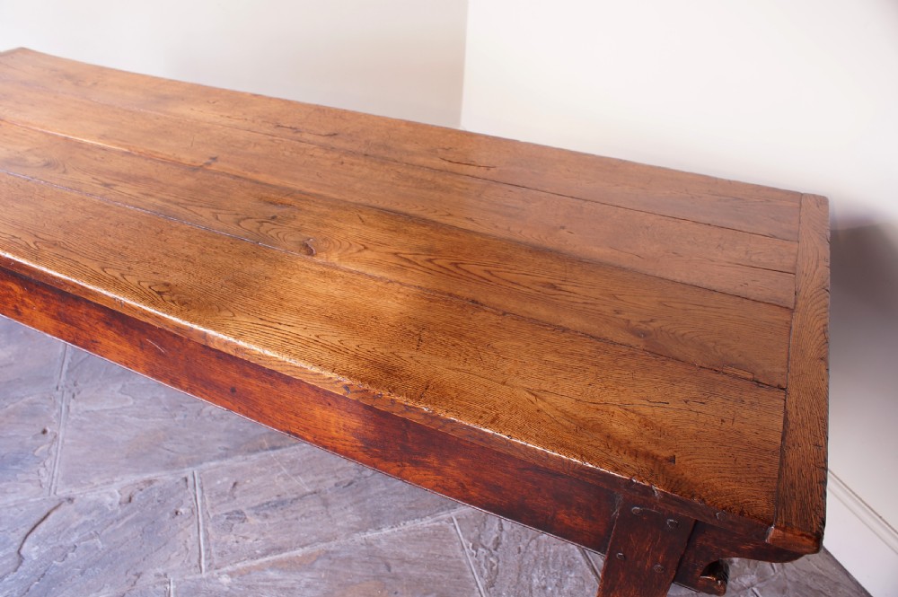 English 18th Century Oak Farmhouse Dining Table View XX
