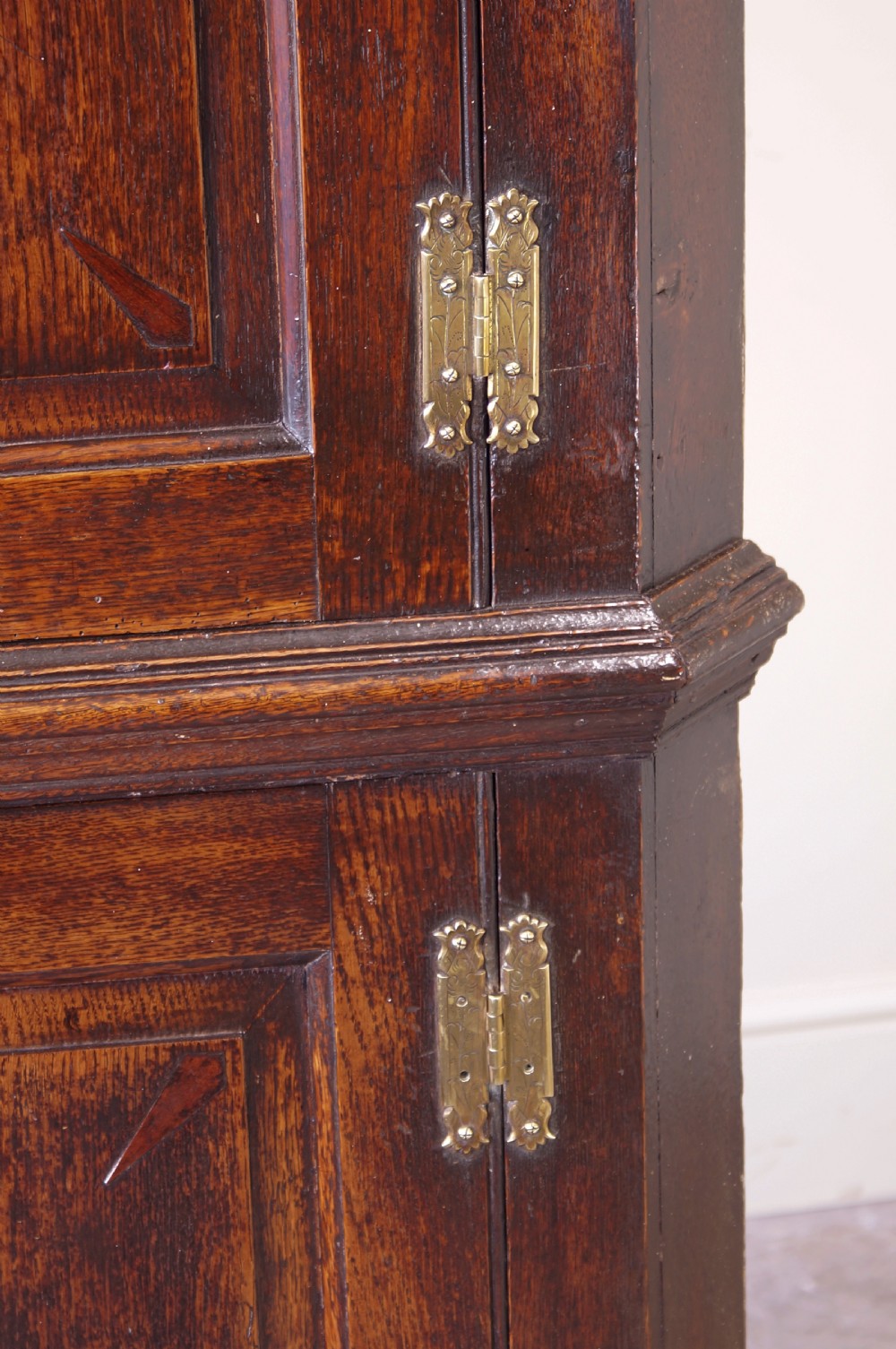 Small Early 18th Century Corner Cupboard View XIV