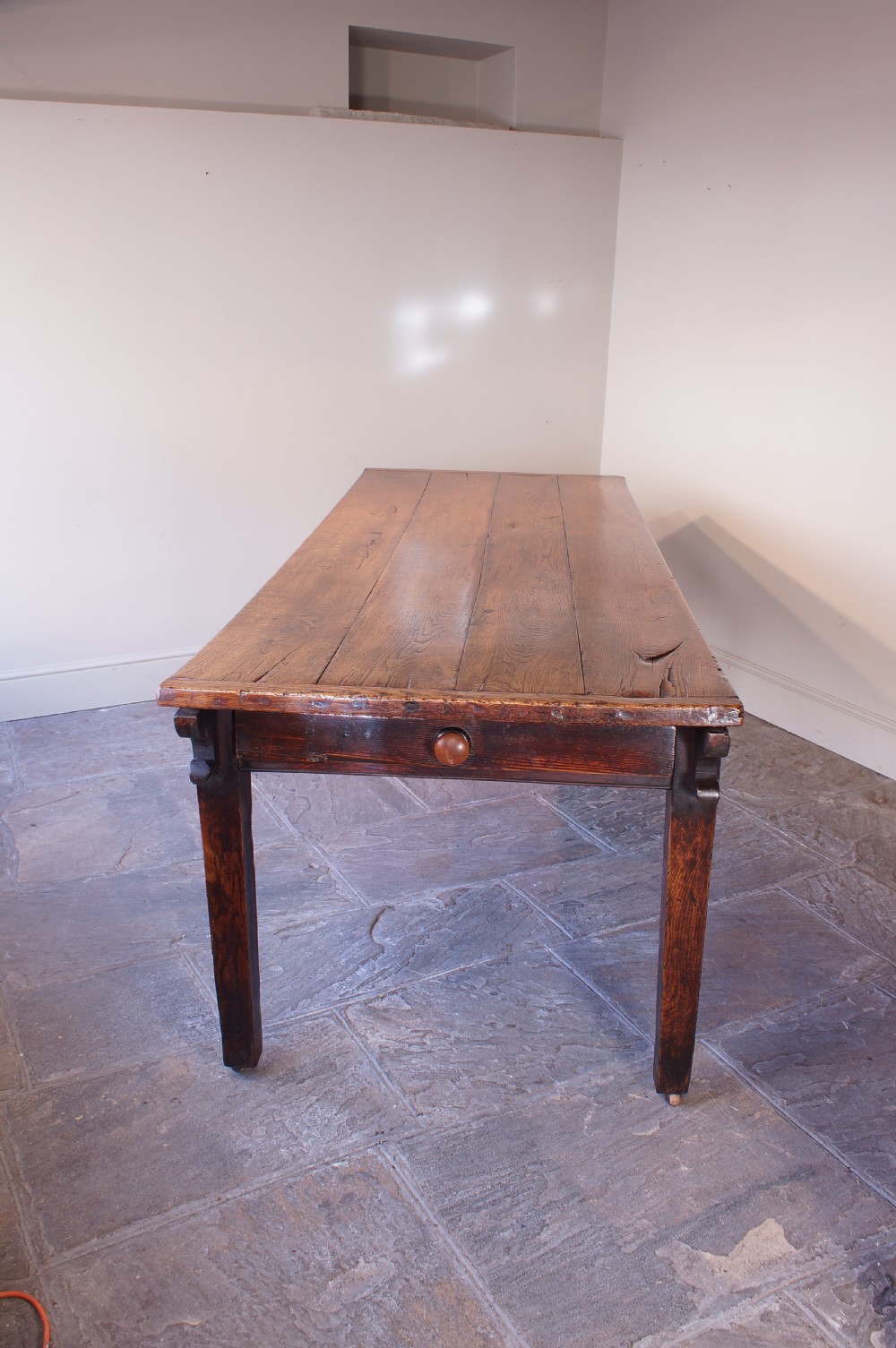 English 18th Century Oak Farmhouse Dining Table View II