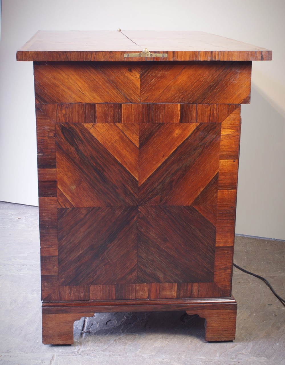A William and Mary Kingwood oyster veneered kneehole secretaire desk View XIV