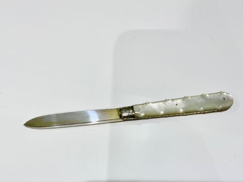VICTORIAN SILVER AND MOTHER OF PEARL FRUIT KNIFE - ADDITIONAL PHOTO 1