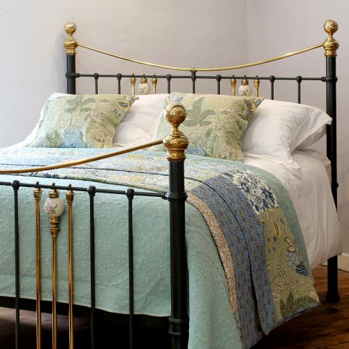 fig 1. King Size Antique Bed in Olive Green