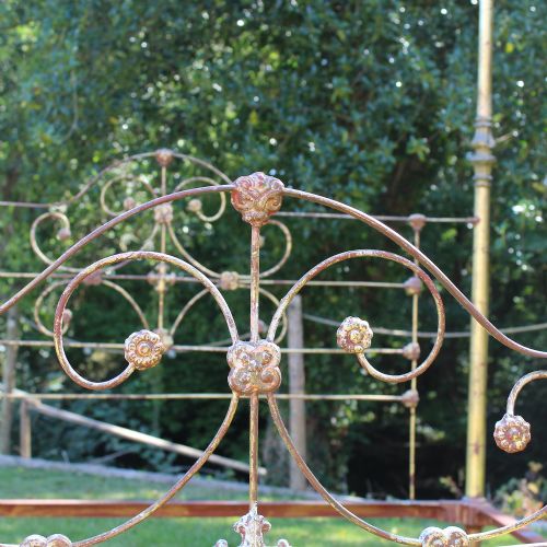 fig 4. Super King Cast Iron Four Poster Bed in Gold
