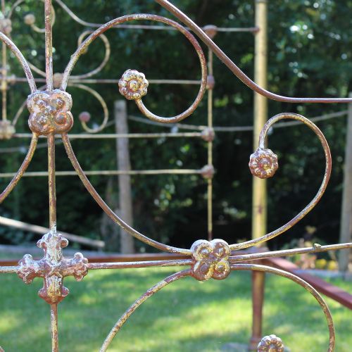 fig 5. Super King Cast Iron Four Poster Bed in Gold