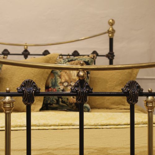 fig 2. Double Antique Bed in Black